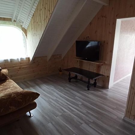 Hotel Eco House Czarnomorsk Zewnętrze zdjęcie