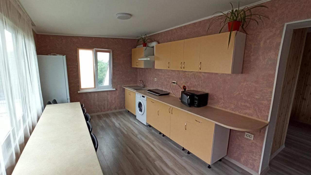 Hotel Eco House Czarnomorsk Zewnętrze zdjęcie