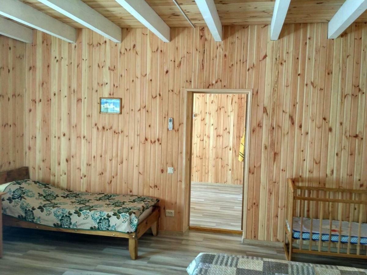 Hotel Eco House Czarnomorsk Zewnętrze zdjęcie